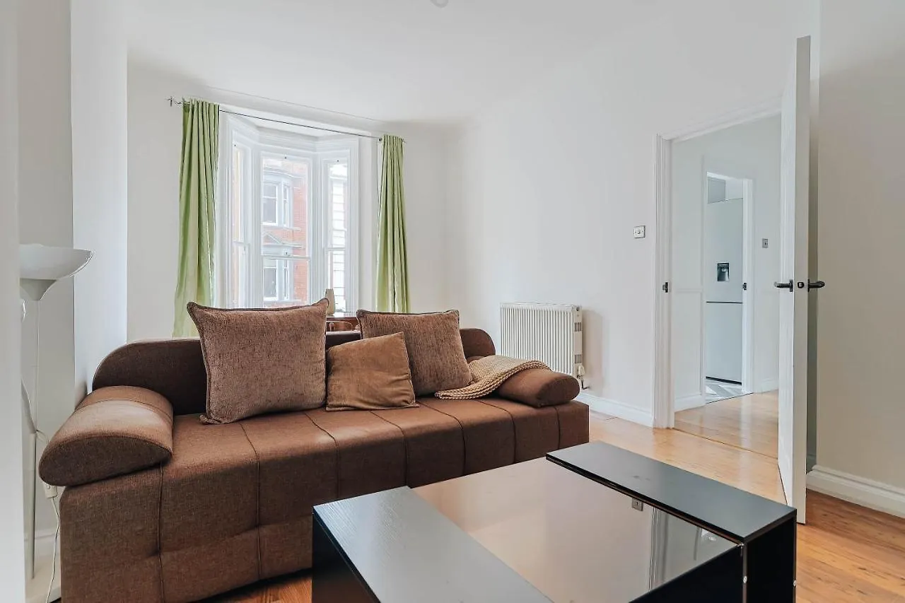 City Central Apartment Bournemouth 0*,