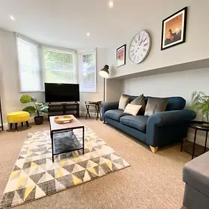 South Cliff With Garden Apartment Scarborough